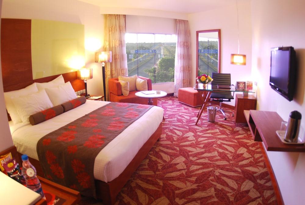 The Pride Hotel, Nagpur Exterior foto